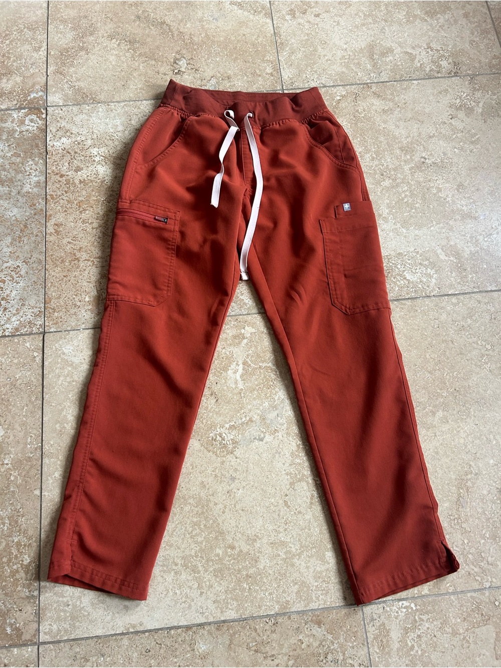 Figs Auburn Yola - Petite Skinny Scrub Pant 2.0